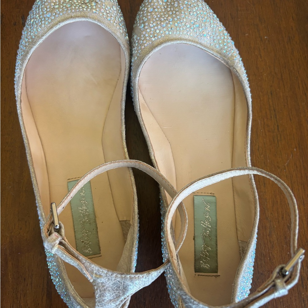 Betsey Johnson Sparkling Flats